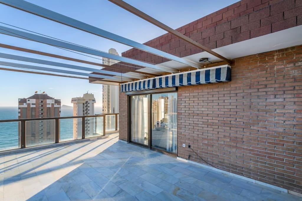 Apartamento Ático con gran terraza Benidorm Exterior foto