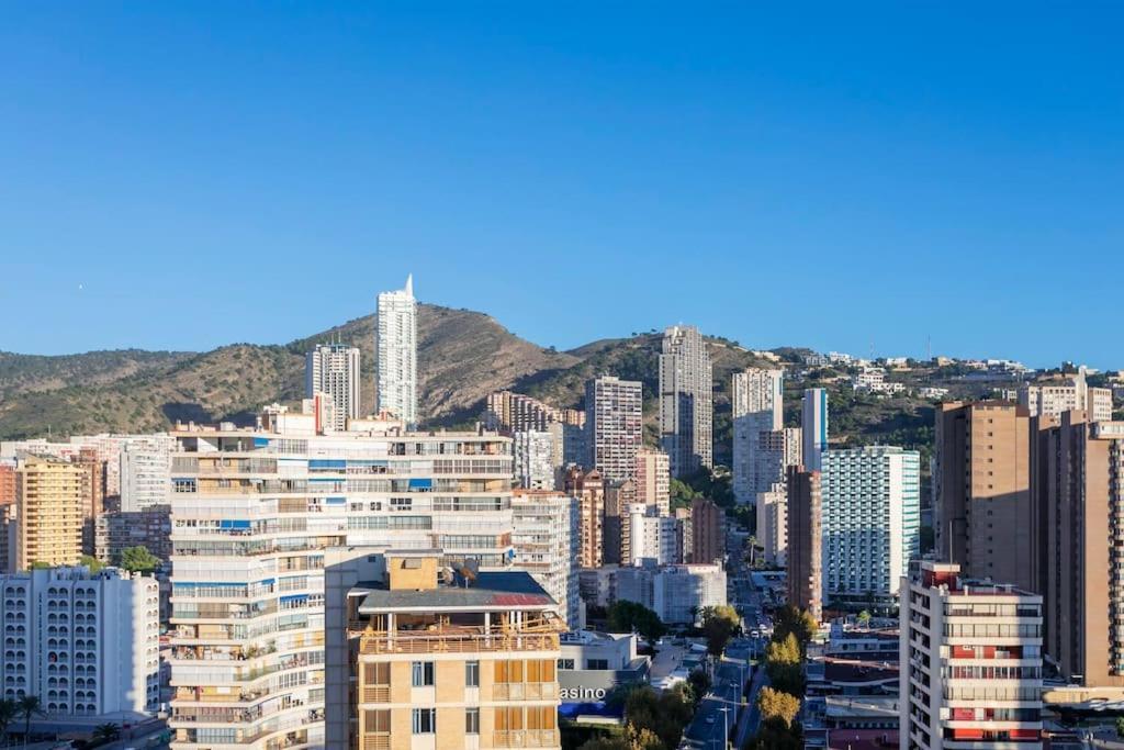 Apartamento Ático con gran terraza Benidorm Exterior foto