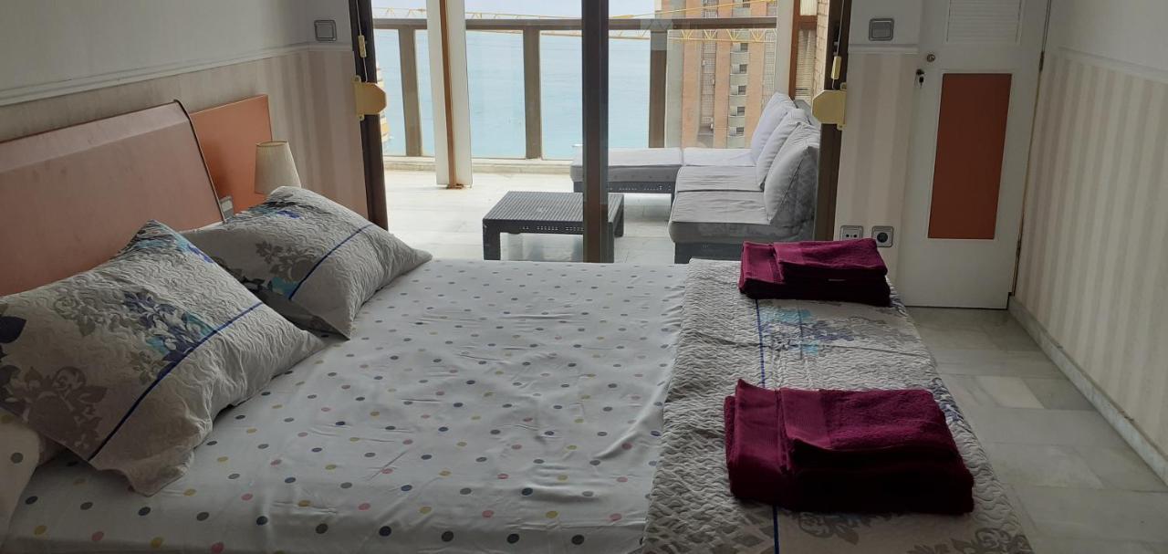 Apartamento Ático con gran terraza Benidorm Exterior foto