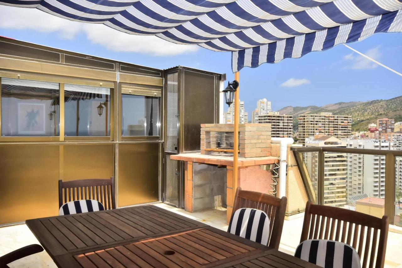 Apartamento Ático con gran terraza Benidorm Exterior foto