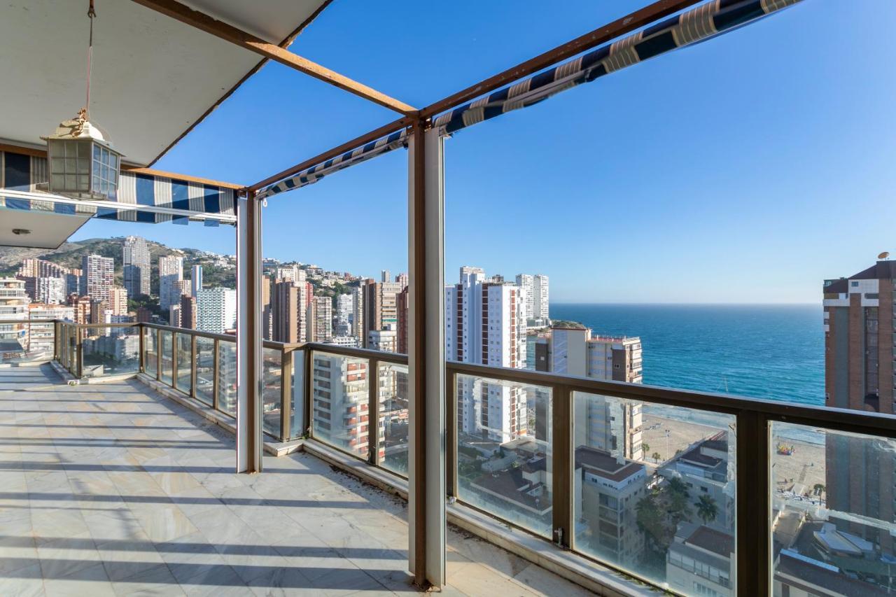 Apartamento Ático con gran terraza Benidorm Exterior foto